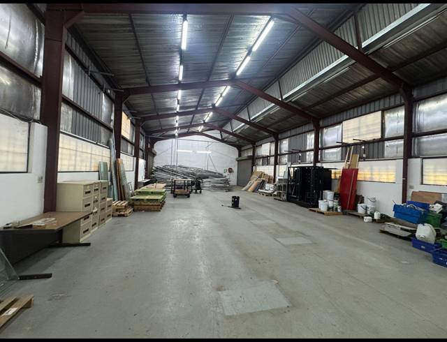 750M² WAREHOUSE TO LET IN HERMANSTAD